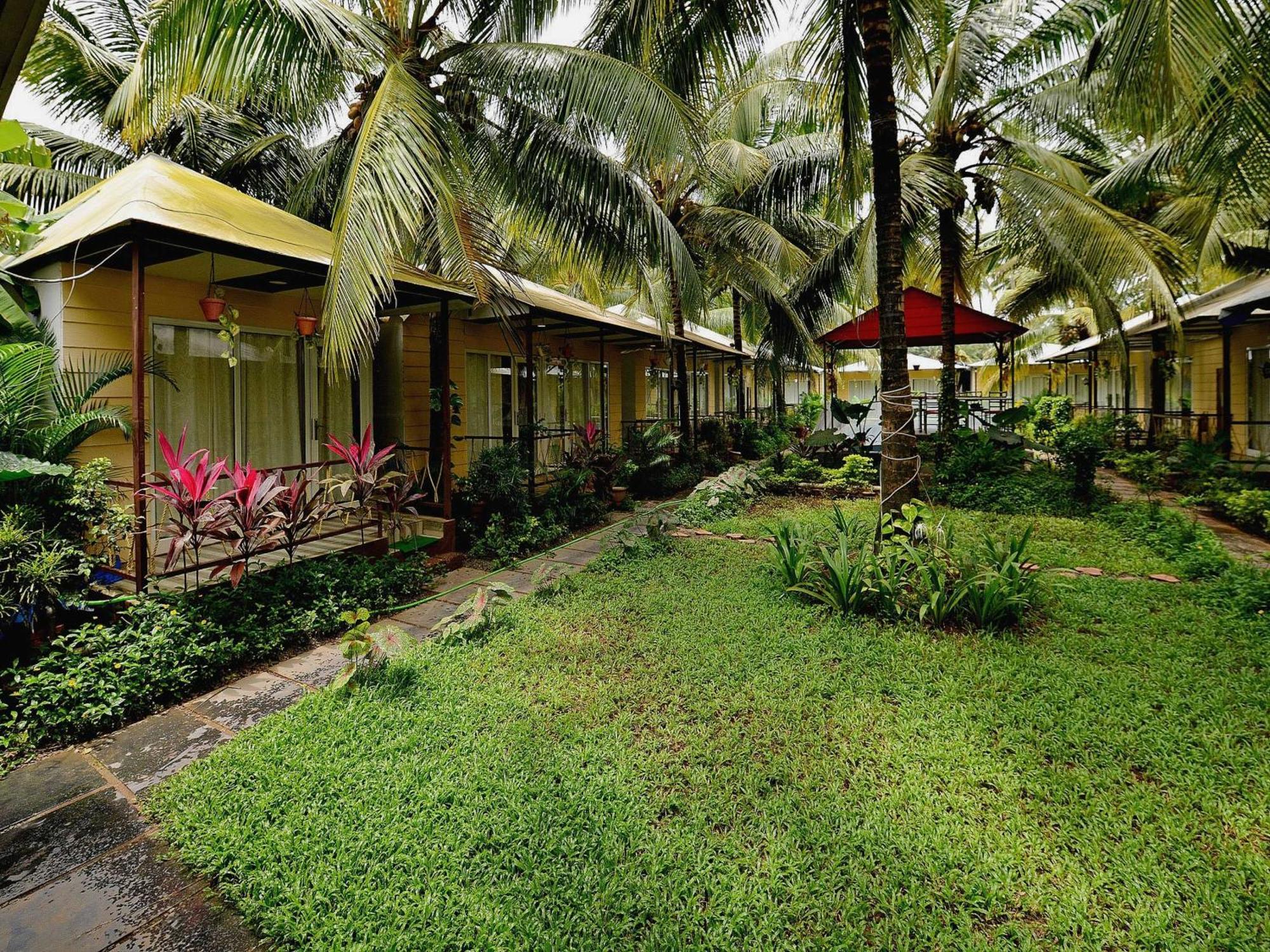 Collection O Retreat Morjim Resort Екстериор снимка