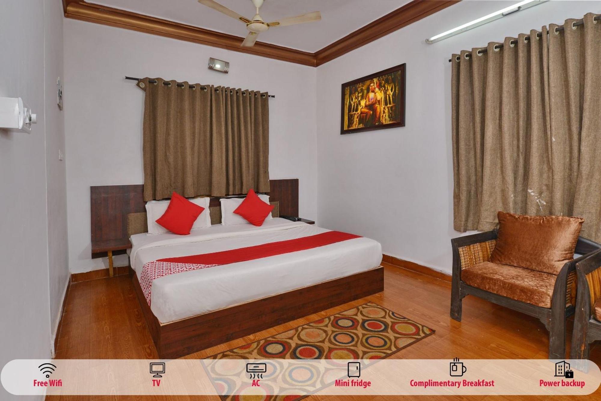 Collection O Retreat Morjim Resort Екстериор снимка