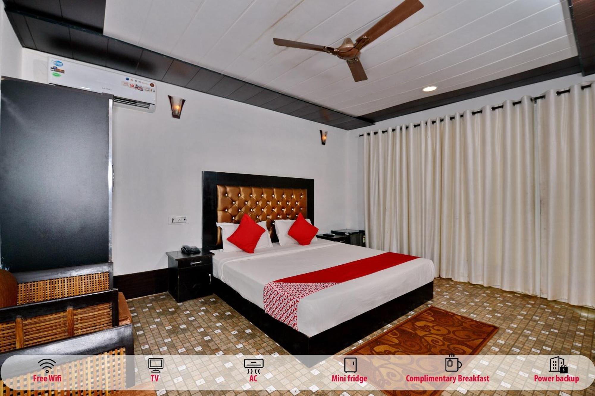 Collection O Retreat Morjim Resort Екстериор снимка