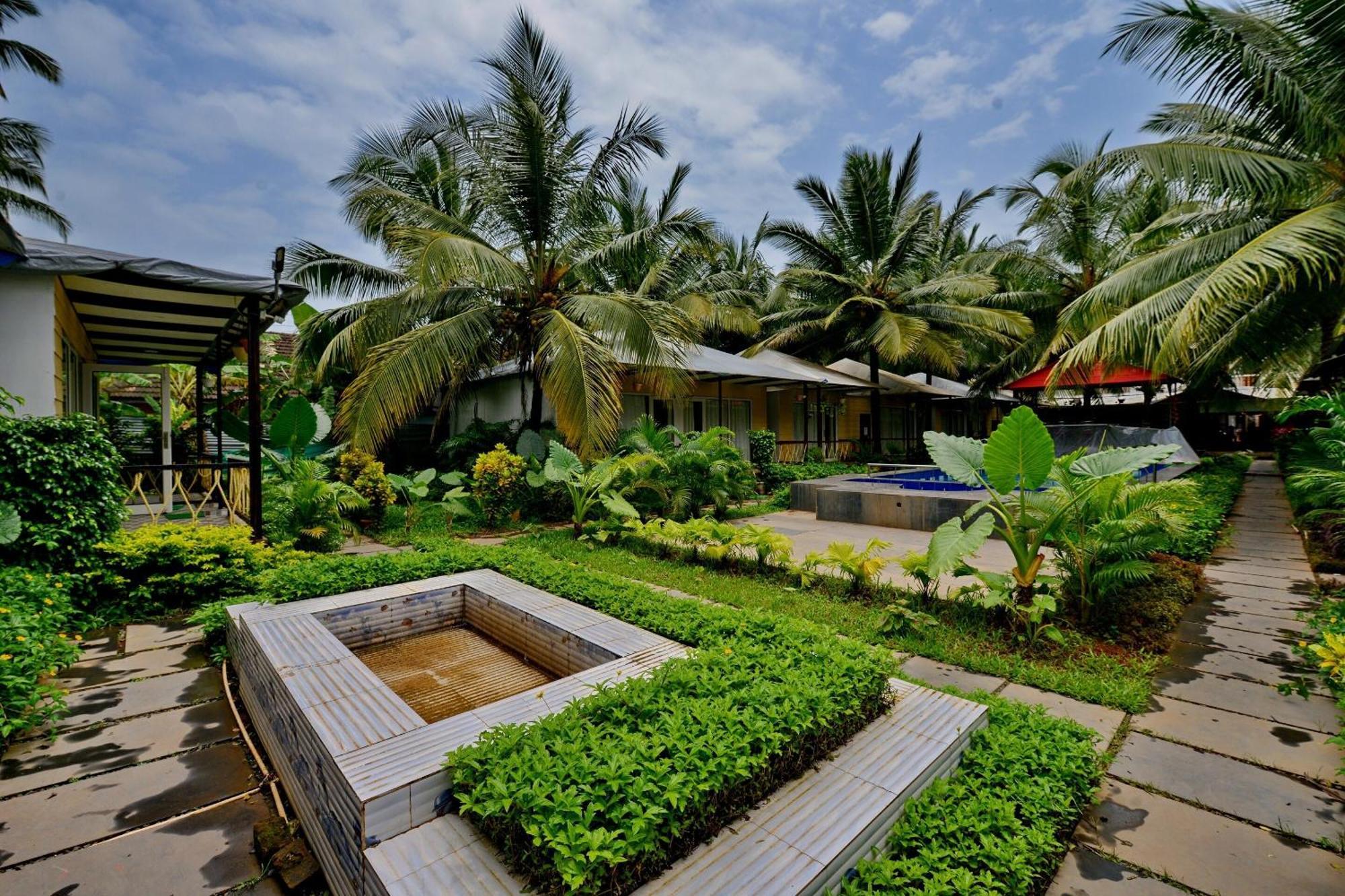 Collection O Retreat Morjim Resort Екстериор снимка